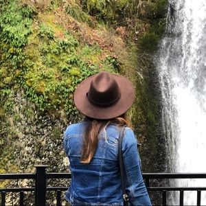 Meet your Posher, Fabiola